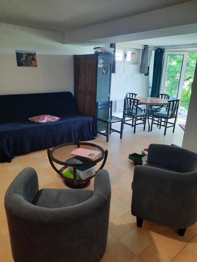 Les Coteaux De Planeze, Chambre Pour 2, 3 Ou Famille Nombreuse 2 Adultes 5 Enfants Et Jeunes Belmont-Bretenoux Eksteriør bilde